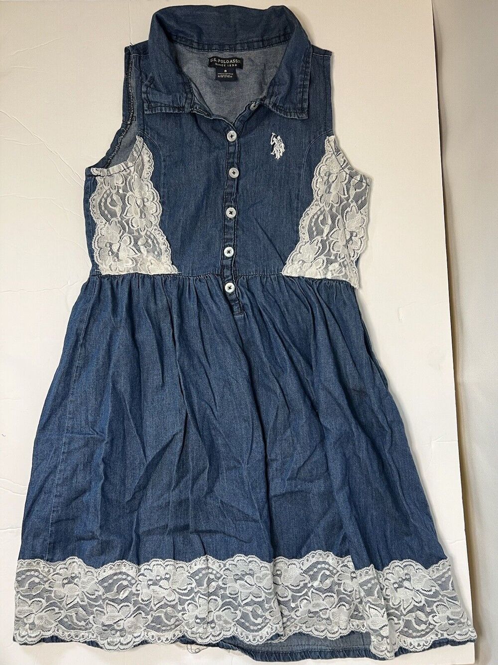 US POLO ASSN SIZE 8 DENIM AND LACE SLEEVELESS SHIRT DRESS